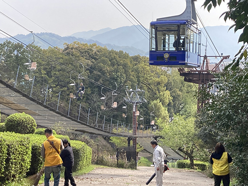 松山城東ライオンズクラブ登城道清掃③