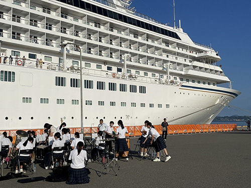 飛鳥Ⅱ・屋上テラスから三津中吹奏楽部