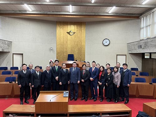 鳥羽市議会議場