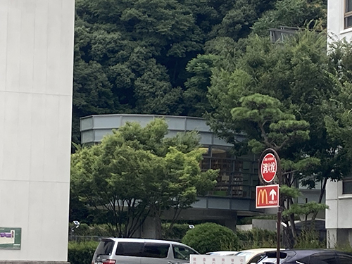 こども本の森松山