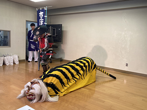 古三津南神輿新調祝賀会「虎舞」①