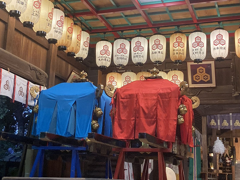 三津厳島神社三津北・南神輿