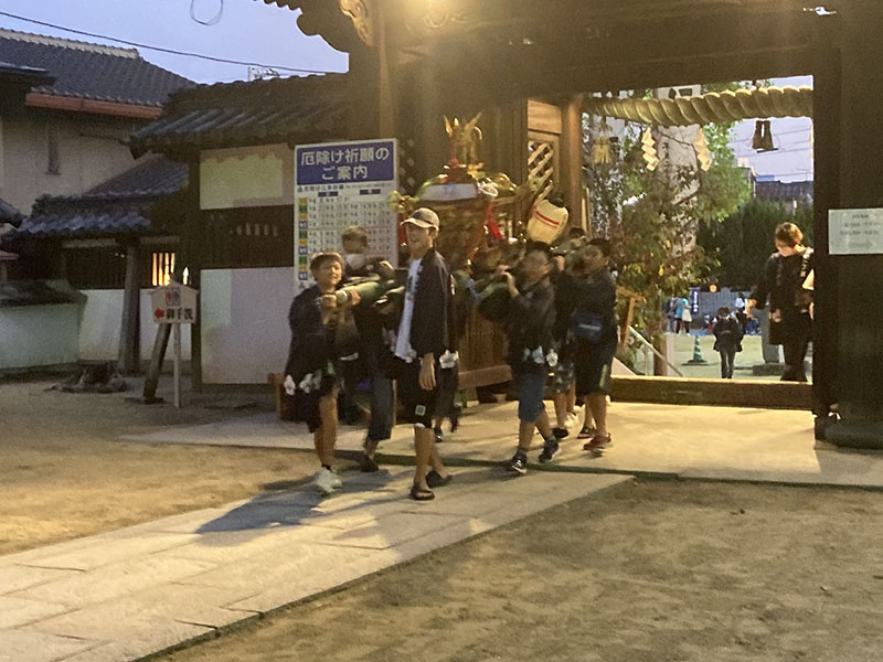 三津厳島神社子ども神輿①