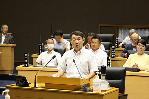 令和7年9月議会・代表質問①