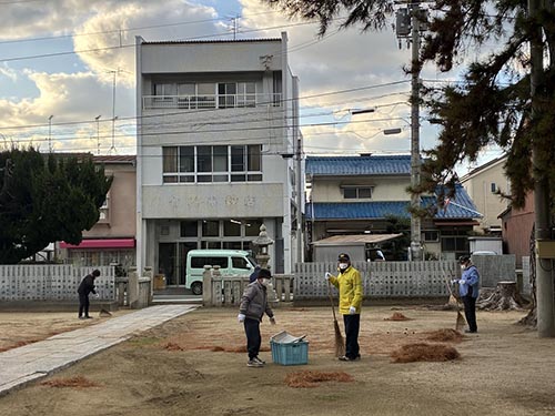 三津松寿会厳島神社清掃奉仕