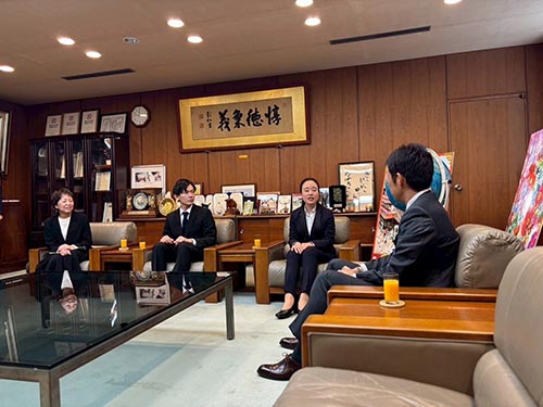 青年海外協力隊松山市表敬①