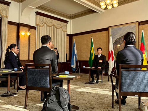 青年海外協力隊県庁表敬②