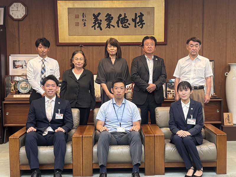 青年海外協力隊松山市表敬