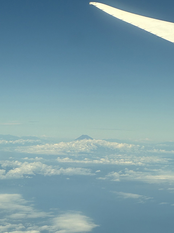 羽田便から望む富士山②